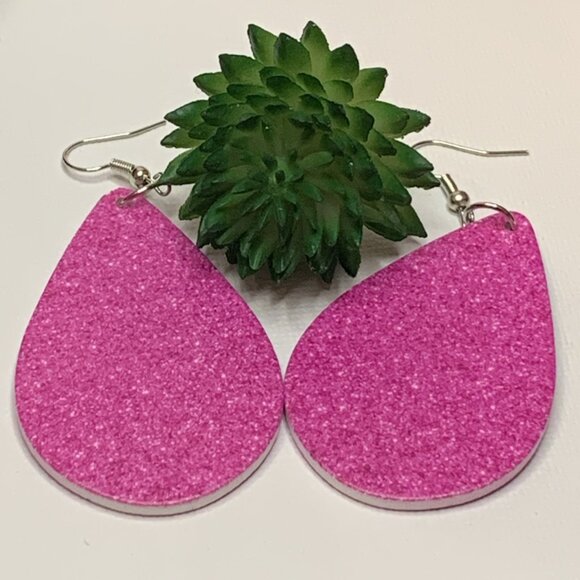 Pink Earring, Love Earring, Valentine's Day Earring, Cancer Earring, Gift Idea - Picture 2 of 6